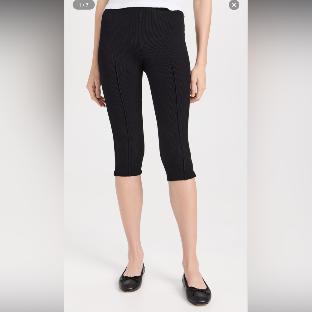 DONNI. Black Ribbed Capris